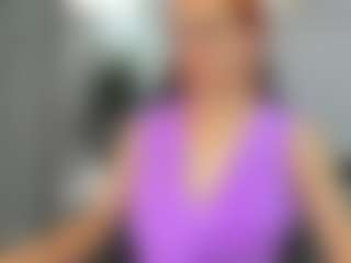 Live cam show with Linda-Hill - Sweet on Stripli.com