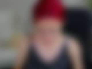 Live cam show with Linda-Hill - Doggy on LiveSexCams6
