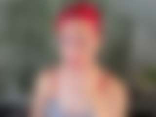 Live cam show with Linda-Hill - Spanks on slutload