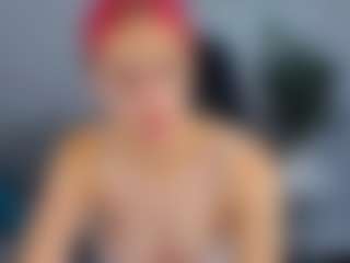Live cam show with Linda-Hill - Sweet on StripNow