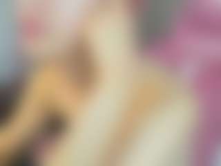 Live cam show with Linda-Hill - Moaning on SquirtSoMuch