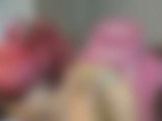 Spettacolo in cam dal vivo con Linda-Hill - Spanks su Camsoda