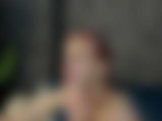 Live cam show with Linda-Hill - Moaning on xxxlivecams.org