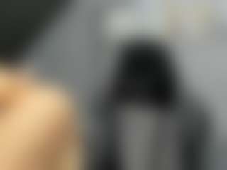 Live cam show with Linda-Hill - Spank Red Hair on StripNow