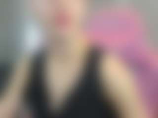 Live cam show with Linda-Hill - Hidden Cam on Soda Cam