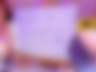 LunaPleasure MILF webcam performer live streaming
