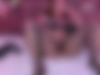 Live cam show with LunaPleasure - Strip Mature on thefappeningchat.com