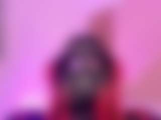 Live cam show with LunaPleasure - Goth on Milfs Live
