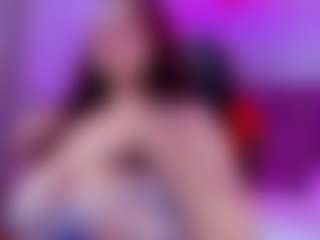 Live cam show with LunaPleasure - Brown Hair MILF on live18s.com