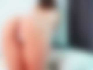 Live cam show with Mila - Moaning on eurowanks.com
