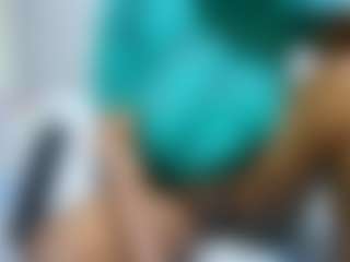 pretty-kellyn's Live Sex Cam Show