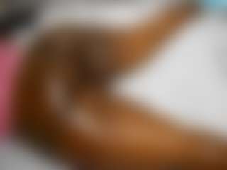 pretty-kellyn's Live Sex Cam Show