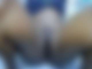 pretty-kellyn's Live Sex Cam Show