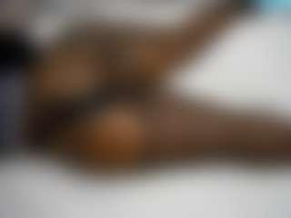 pretty-kellyn's Live Sex Cam Show