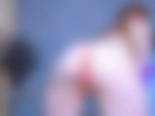 Live cam show with YaaaNaaa - Blowjob on liverealitysex.com
