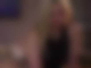 Live cam show with AlodiaGanter - Gray Eyes on Camsoda