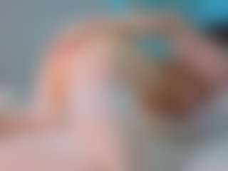 Live cam show with Donna - Raven Hair on Latina Girls