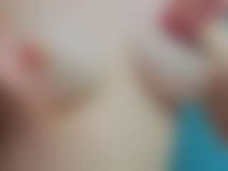 Live cam show with Donna - Raven Hair on Pornisteam.com