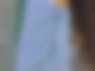 Live cam show with Donna - Raven Hair on Camsoda