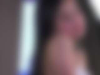 Live cam show with Mia - Bra on xplaylive.com