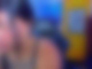 Live cam show with luna-torres - Role on Chatstar