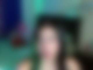 Live cam show with luna-torres - Green Eyes on Hubzter Live