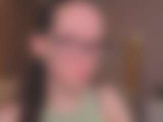 Live cam show with LynetteBails - Smart on crypto-cams
