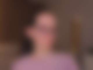 Live cam show with LynetteBails - Privateshow on googirlz