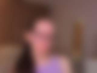 Live cam show with LynetteBails - Yoga on SmokeAndPoke