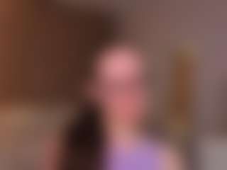 Live cam show with LynetteBails - Yoga on Latina Girls