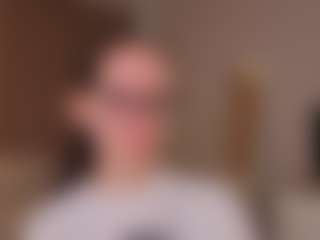 Live cam show with LynetteBails - Smart on Chatstar
