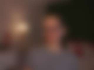Live cam show with LynetteBails - Privateshow on intimatelivegirls.com