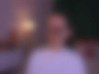 Live cam show with LynetteBails - Thin on liverealitysex.com