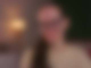 Live cam show with LynetteBails - Body Massage on Camsoda