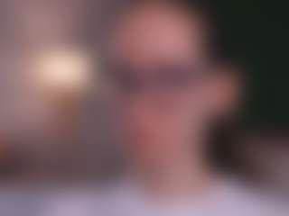 Live cam show with LynetteBails - Suck on Hubzter Live