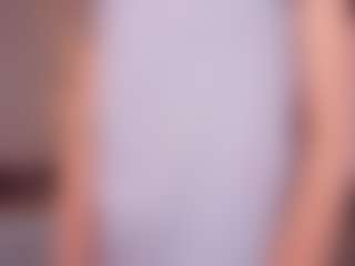 Live cam show with LynetteBails - Smart on Milfs Live