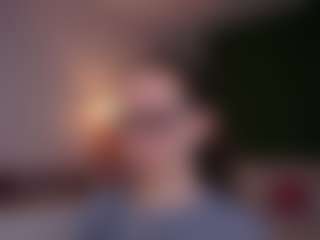Live cam show with LynetteBails - Suck on googirlz