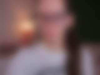 Live cam show with LynetteBails - Sweet on Dare Cams