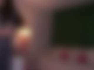 Live cam show with LynetteBails - Suck on AdultVida.com