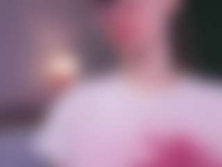 Live cam show with LynetteBails - Suck on Camsoda