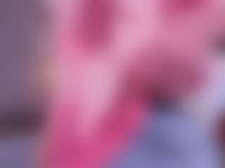 Live cam show with LynetteBails - Suck on Camsoda