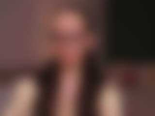 Live cam show with LynetteBails - Smart on xplaylive.com