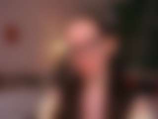 Live cam show with LynetteBails - Suck on Strip Flash - Live Sex Shows