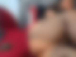 Live cam show with perla-mature - Public Big Tits on Gym Cam Girls