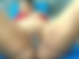 Live cam show with perla-mature - Hairy Pussy MILF on Lustler