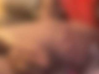 10Natural's Live Sex Cam Show
