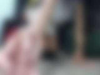 Live cam show with Dulce - Middle Aged on Milfs Live