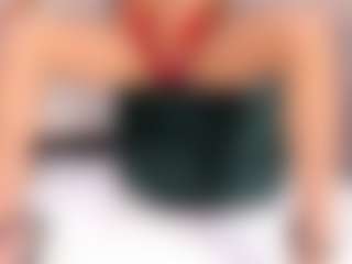 Live cam show with Dulce - Interactivetoy on CamwithHer