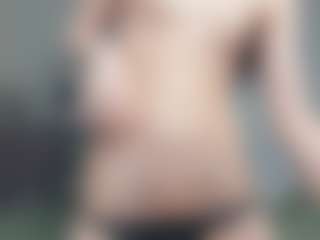 Live cam show with AnnisFrankson - Spanish Teen (18+) on SmokeAndPoke | germany