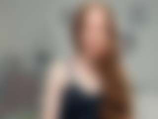 Live cam show with AnnisFrankson - Trimmed Teen (18+) on Livezox
